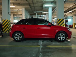 2015 Audi A1 I (8X) Рестайлинг, красный, 1290000 рублей, вид 3