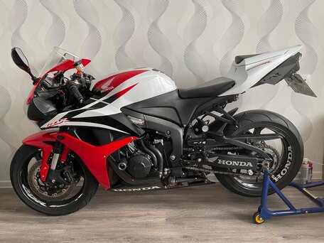 2008 Honda CBR 600RR, серый, 550000 рублей, вид 5