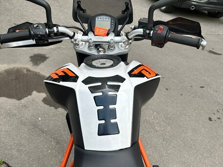 2013 KTM 200 Duke, белый, 209000 рублей, вид 3