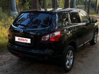 2013 Nissan Qashqai I Рестайлинг, чёрный, 725000 рублей, вид 3
