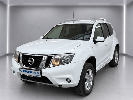 Nissan Terrano III (D10)