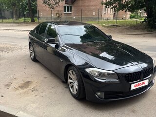 2013 BMW 5 серии 520i VI (F10/F11/F07), чёрный, 1950000 рублей, вид 2