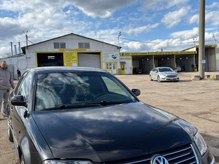 2001 Volkswagen Passat B5 Рестайлинг, чёрный, 550000 рублей, вид 2