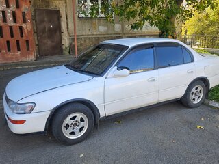 1993 Toyota Corolla VII (E100), белый, 200000 рублей, вид 3