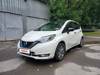 2020 Nissan Note e-Power II Рестайлинг, белый, 1450000 рублей, вид 1