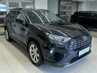 2020 Toyota RAV4 V (XA50), чёрный, 2475000 рублей, вид 3