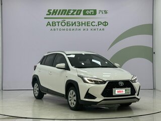 2021 Toyota Yaris L XP150 Рестайлинг, белый, 1300000 рублей, вид 3