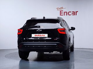 2025 Chevrolet Trax II, чёрный, 2000000 рублей, вид 4