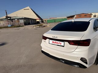2021 Kia Cerato IV Рестайлинг, белый, 2250000 рублей, вид 4