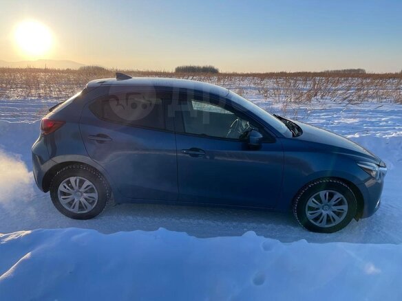 2017 Mazda Demio IV (DJ), синий, 890000 рублей - вид 14