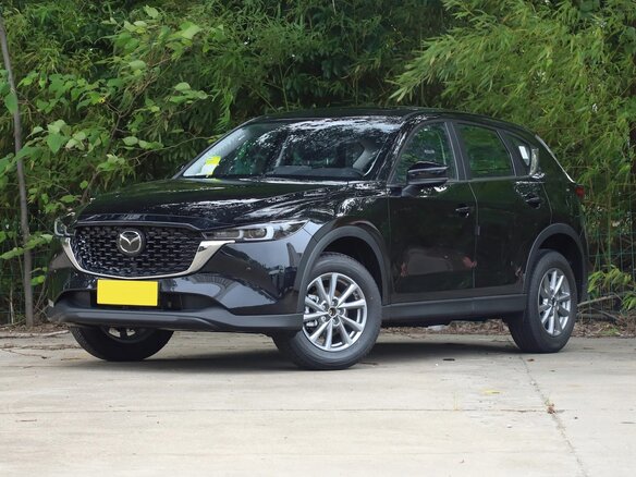2026 Mazda CX-5 II Рестайлинг, чёрный - вид 2