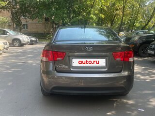 2009 Kia Cerato 5-speed II, золотистый, 500000 рублей, вид 2