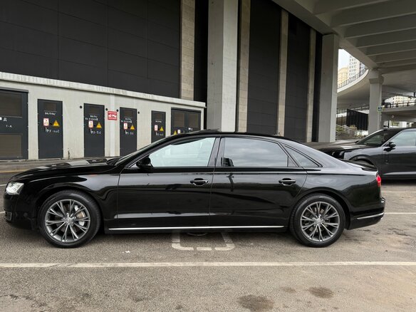 2015 Audi A8 Long III (D4) Рестайлинг, чёрный, 2380000 рублей - вид 3