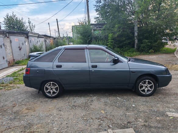 2008 Lada (ВАЗ) 2112, серый, 280000 рублей - вид 3