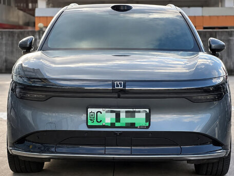 2024 Zeekr 7X 100 kWh I, серый, 5222454 рублей, вид 2
