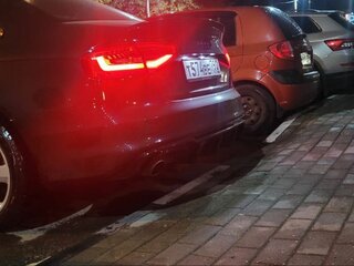 2008 Audi A4 IV (B8), чёрный, 1800000 рублей, вид 4