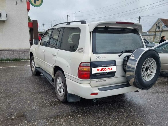 2001 Toyota Land Cruiser Cygnus 100 Series, белый, 1100000 рублей - вид 5