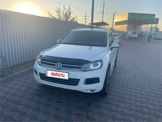 2011 Volkswagen Touareg II, белый, 1400000 рублей, вид 3