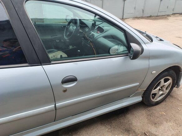 2008 Peugeot 206, серый, 140000 рублей - вид 8