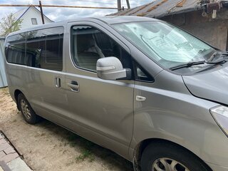2011 Hyundai Grand Starex I, серый, 2000000 рублей, вид 2