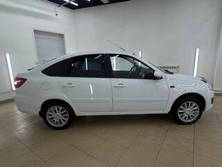 2015 Lada (ВАЗ) Granta I, белый, 429000 рублей, вид 5
