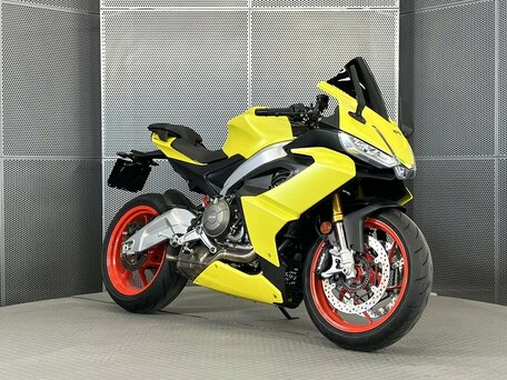 2022 Aprilia RS 660, жёлтый, 899000 рублей, вид 2