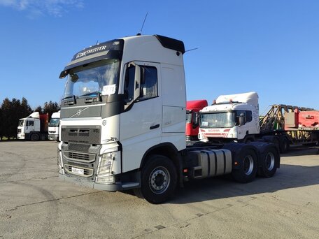 2020 Volvo FH, белый, 10000000 рублей, вид 1
