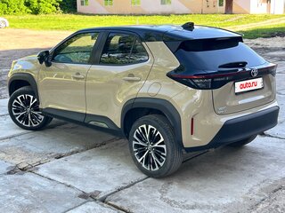 2021 Toyota Yaris Cross I, бежевый, 1880000 рублей, вид 3