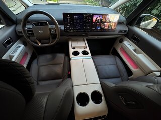2024 Li Auto (Lixiang) Mega I, серый, 8790000 рублей, вид 5