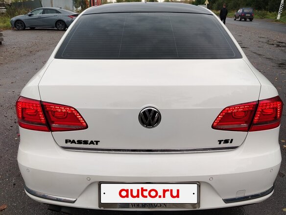 2012 Volkswagen Passat B7, белый, 825000 рублей - вид 5