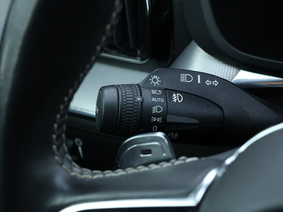 2019 Volvo XC60 II, синий, 3039000 рублей - вид 19