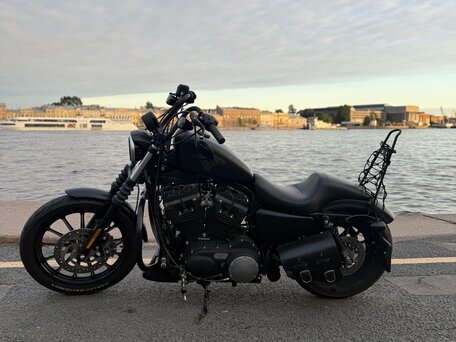2014 Harley-Davidson Sportster 883, чёрный, 833000 рублей, вид 2