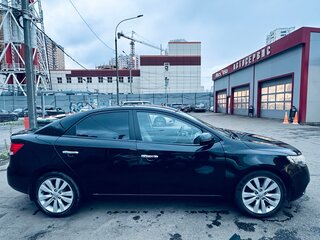 2011 Kia Cerato 4-speed II, чёрный, 700000 рублей, вид 2