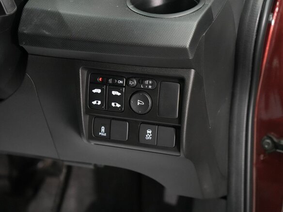 2014 Honda Freed I Рестайлинг 2, красный, 1140000 рублей - вид 15