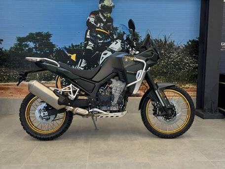 2025 Kove 800X, зелёный, 999999 рублей, вид 2