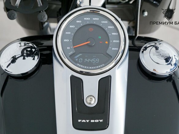 2017 Harley-Davidson Fat Boy, чёрный, 1799000 рублей - вид 11