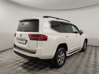 2022 Toyota Land Cruiser 300 Series, белый, 8899000 рублей, вид 5