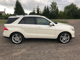 2014 Mercedes-Benz M-Класс 400 III (W166), белый, 3000000 рублей, вид 1
