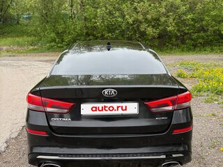 2020 Kia Optima IV Рестайлинг, чёрный, 1599000 рублей, вид 2