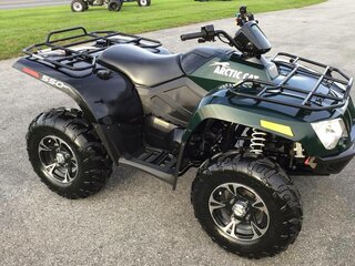 2013 Arctic Cat 550 Series, чёрный, 722000 рублей, вид 3