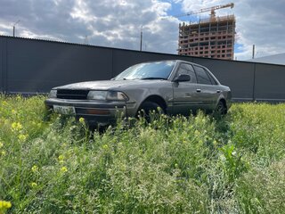 1989 Toyota Corona VIII (T170), серый, 198000 рублей, вид 2
