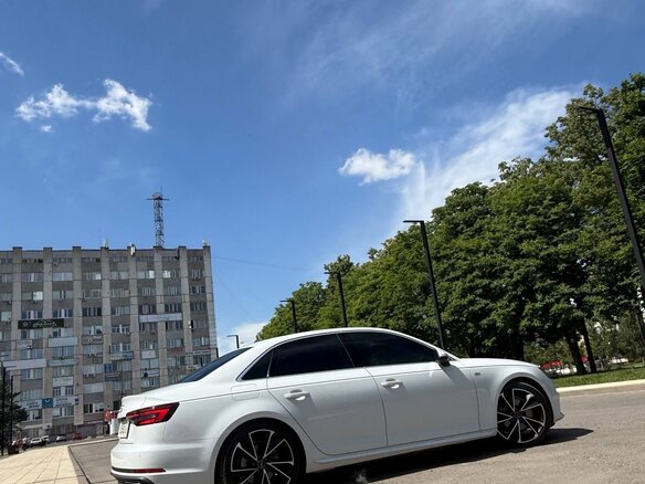 2019 Audi A4 V (B9), белый, 2850000 рублей - вид 7