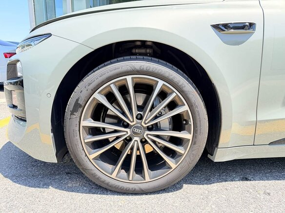 2026 Audi A6L e-tron, белый, 6600000 рублей - вид 8