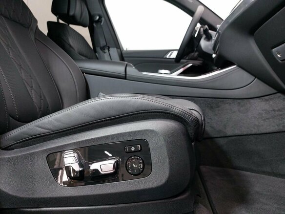 2025 BMW X5 40i IV (G05/G18) Рестайлинг, серый, 15350000 рублей - вид 20