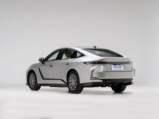 2026 Lexus ES 300h VIII, серебристый, 6700000 рублей, вид 5