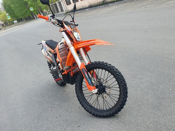 2025 Regulmoto Duke, серый, 225000 рублей