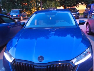 2021 Skoda Octavia IV (A8), синий, 2550000 рублей, вид 4