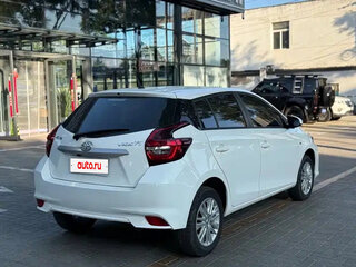 2023 Toyota Vios III Рестайлинг, белый, 1500205 рублей, вид 4