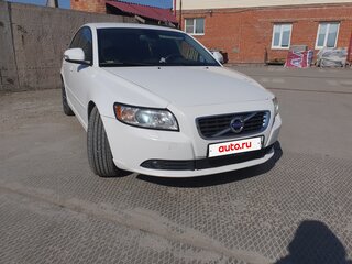 2011 Volvo S40 II Рестайлинг, белый, 830000 рублей, вид 4
