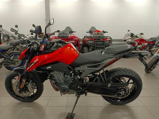 2023 KTM 790 Duke, оранжевый, 930000 рублей, вид 4